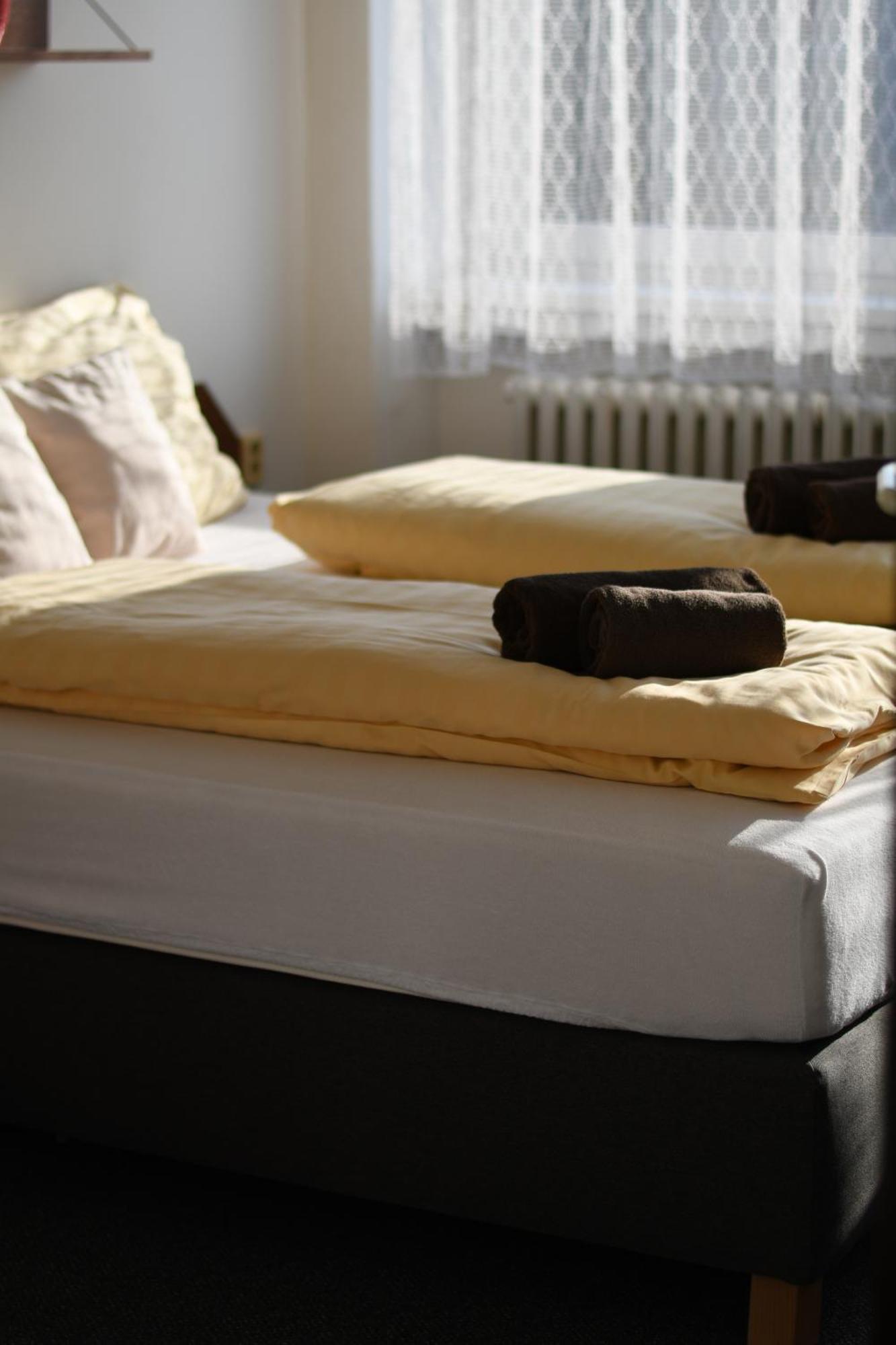 Hotel Dobruška Buitenkant foto